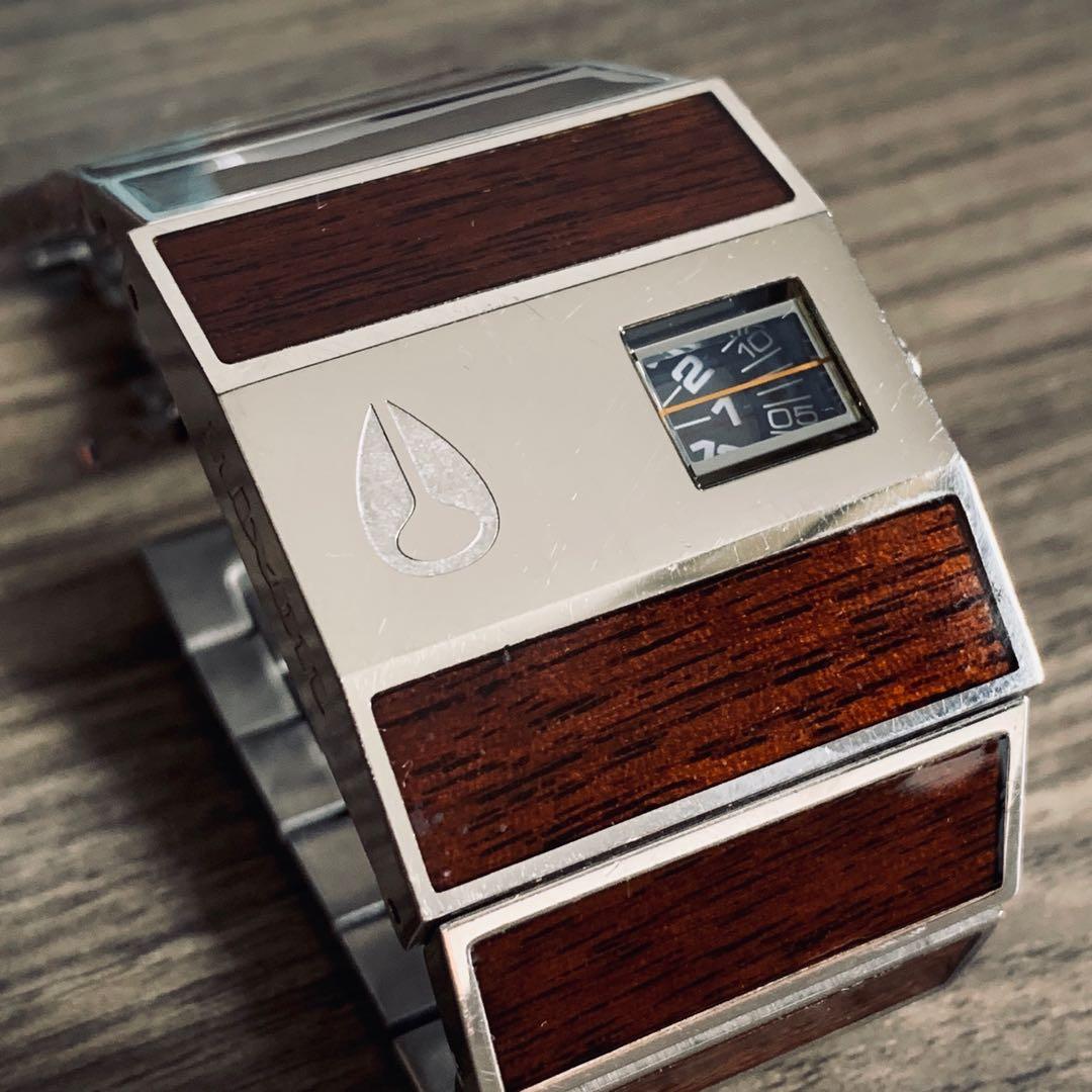Nixon 2025 rotolog watch