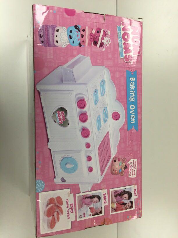 num noms oven
