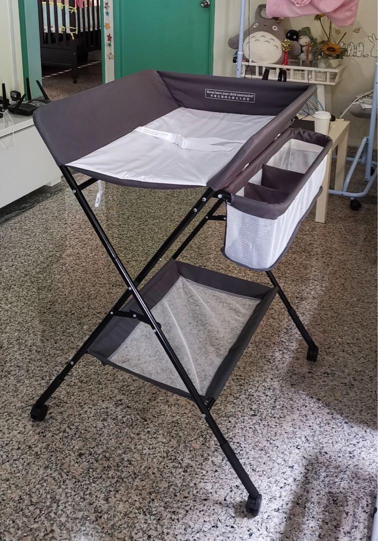 foldable diaper changing table