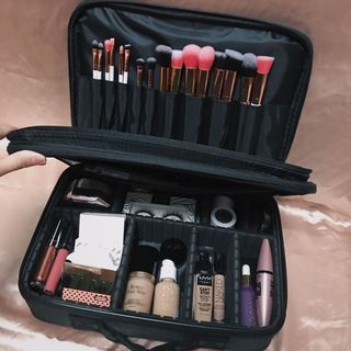 (Category: ) located in . Submitted by tynxwardrobe (Listing ID 1013880761, Image 1). Description: .