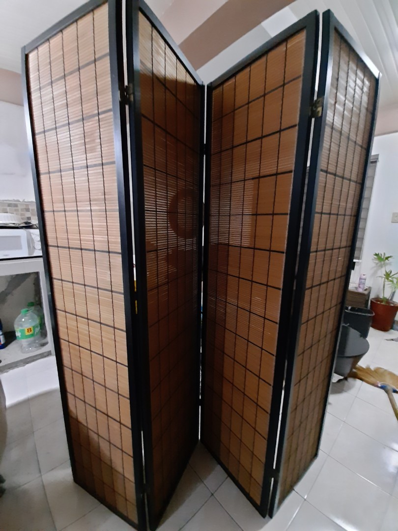 Room accordion divider, Furniture & Home Living, Office Furniture