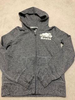 (Category: ) located in . Submitted by elaines.closet (Listing ID 1013911101, Image 1). Description: .