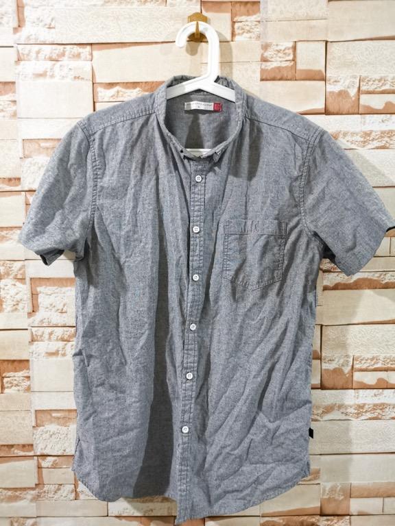 Short Sleeves Polo Penshoppe (Category: Tshirts & Polo Shirts ) located in Marikina City. Submitted by justylebasics (Listing ID 1014043955, Image 3). Description: Short Sleeves Polo Penshoppe •Xtra Large •Gray *Adidas Tubular Radial sneakers also for sale - please check my listings. Payment through GCASH/BPI Online Transfer/Bank Deposit. Can ship through Grab Express and Lalamove c/o buyer .