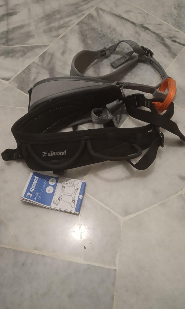 Simond climbing harness, Sports Equipment, Exercise & Fitness, Toning
