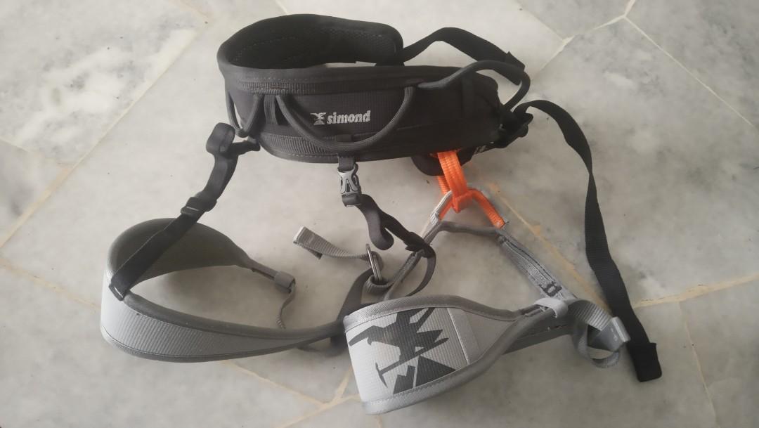 Simond climbing harness, Sports Equipment, Exercise & Fitness, Toning