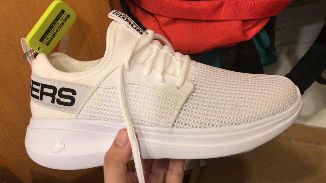 skechers wangsa walk