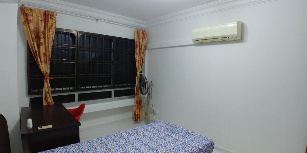 Clean Spacious Common Room near Pioneer MRT, NTU, Jurong Point Female