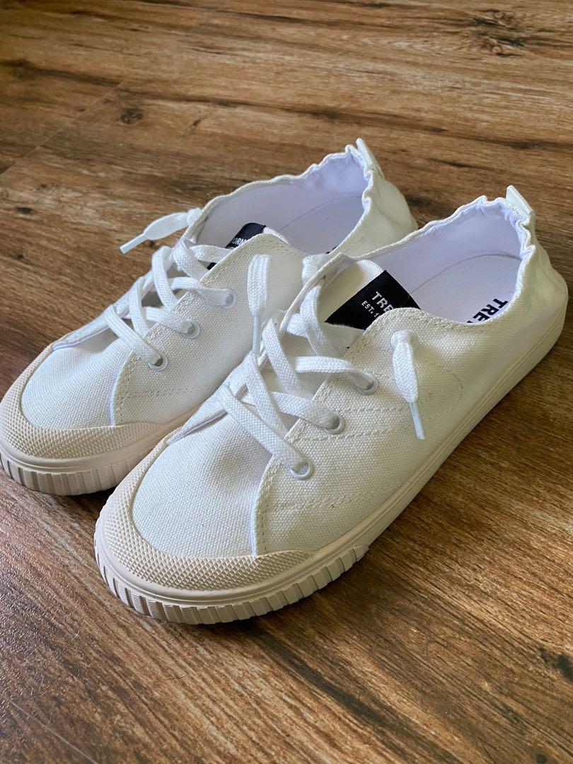 Tretorn meg low top sneaker best sale