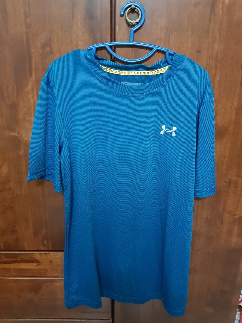 under armour loose fit