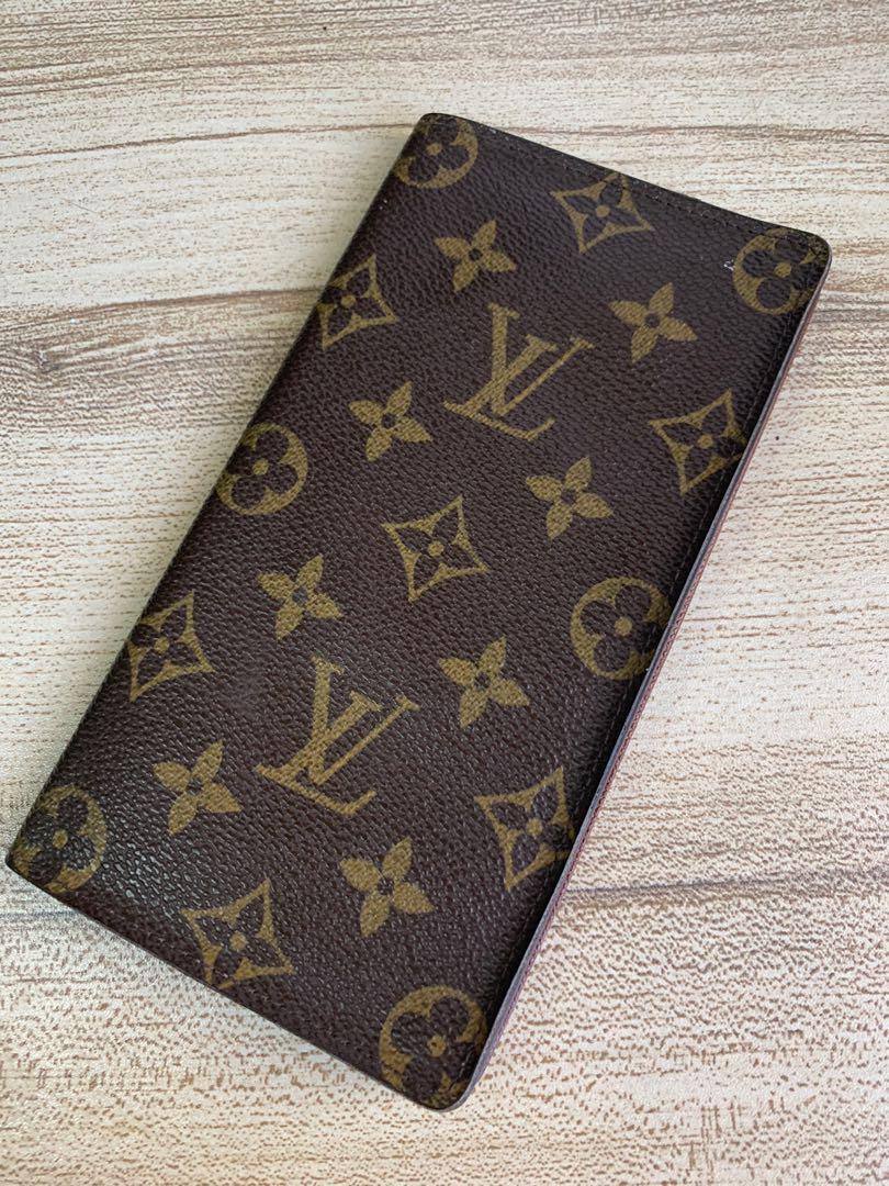 Authentic LV Cash Card Holder, Luxury, Bags & Wallets on Carousell