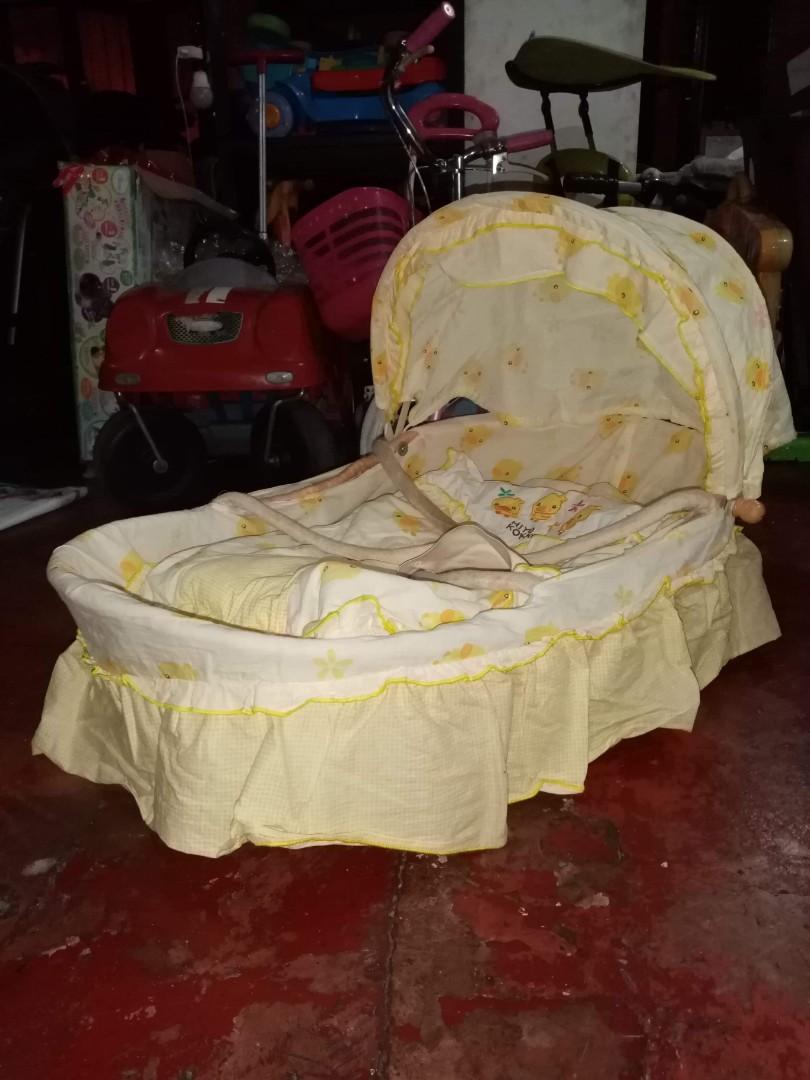 baby cot moses basket