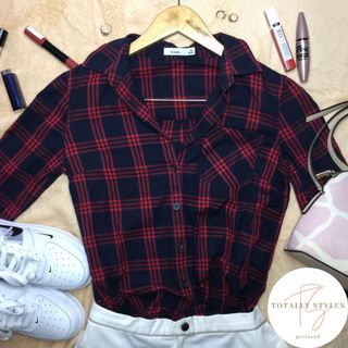 (Category: ) located in . Submitted by totallystylespreloved (Listing ID 1014325686, Image 1). Description: .