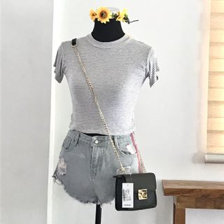 (Category: ) located in . Submitted by thesofiecollections (Listing ID 1012918534, Image 1). Description: .