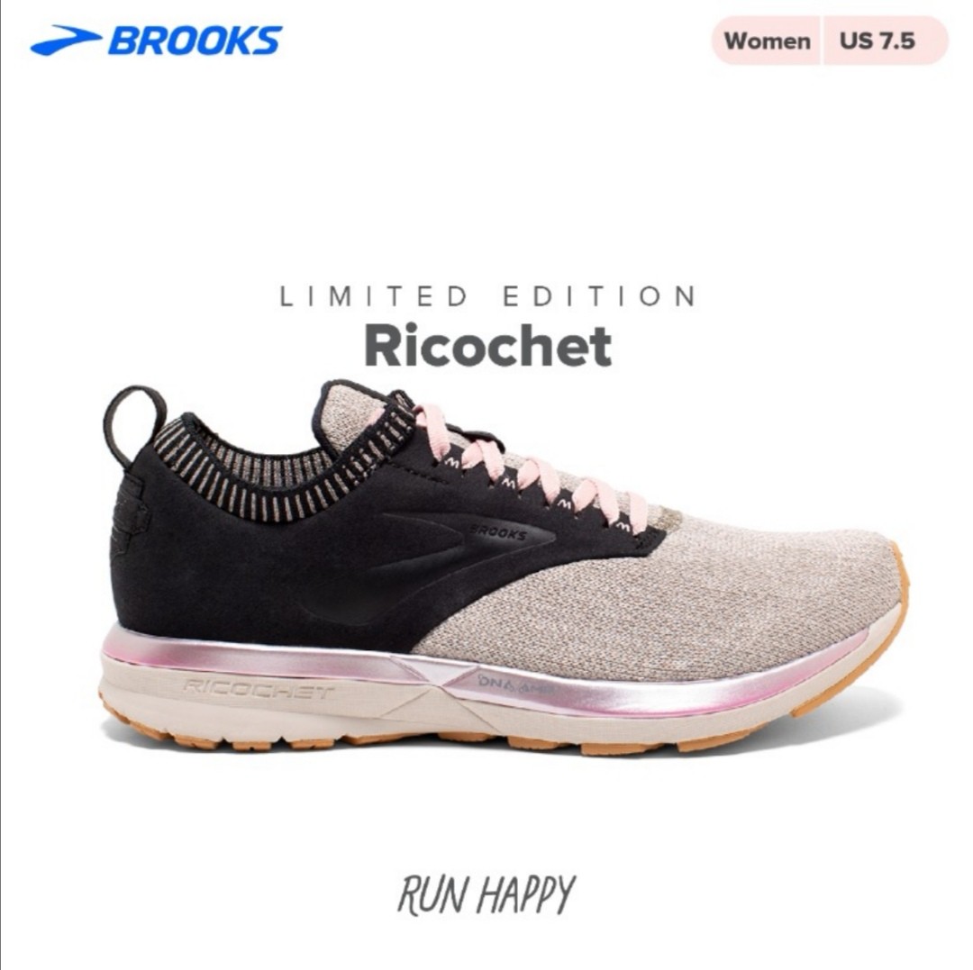 brooks fashion sneakers