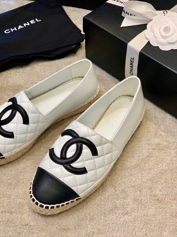 chanel espadrilles, Women's Fashion, Footwear, Flats on Carousell