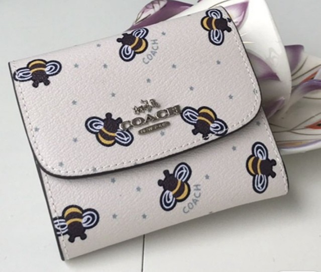 Coach bee print wallet, Luxury, Bags & Wallets on Carousell