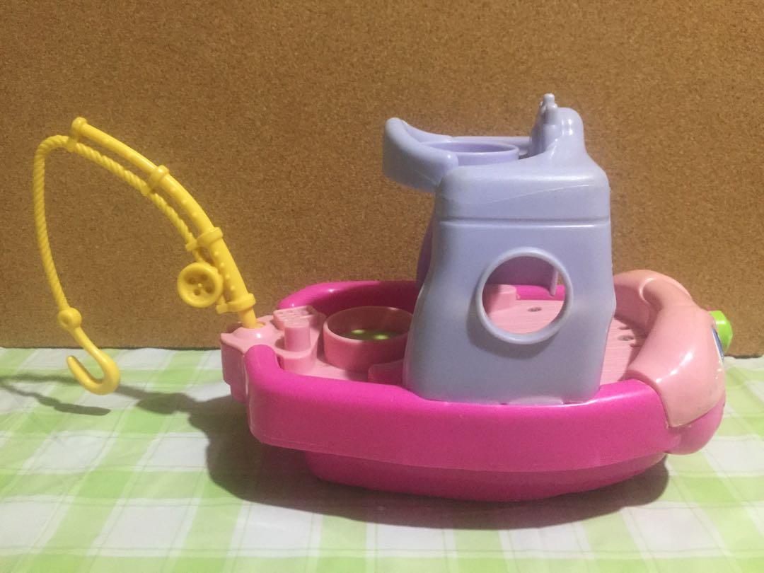 Fisher Price Boat, Hobbies & Toys, Toys & Games on Carousell