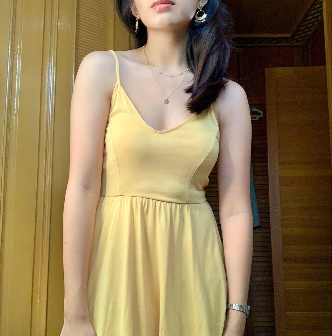 backless day dress