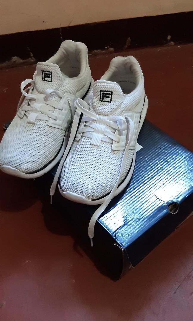 Fs.original FILA shoes Men s Fashion Footwear Sneakers on Carousell
