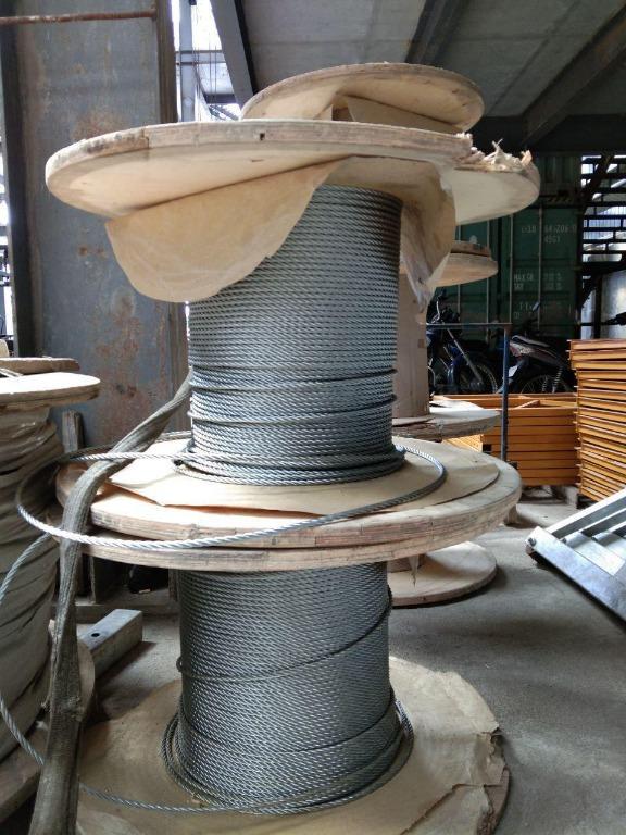 GONDOLA WIRE ROPE (Category: Construction Tools & Equipment) located in Pasig City. Submitted by arjean1423 (Listing ID 1014116428, Image 1). Description: Steel wire rope Diameter = 8.6mm Readily available for pick up in our warehouse in Morong, Rizal. Delivery charge may vary. Other gondola spare parts are available also For inquiry look for: Mr.Arjean Recalde.