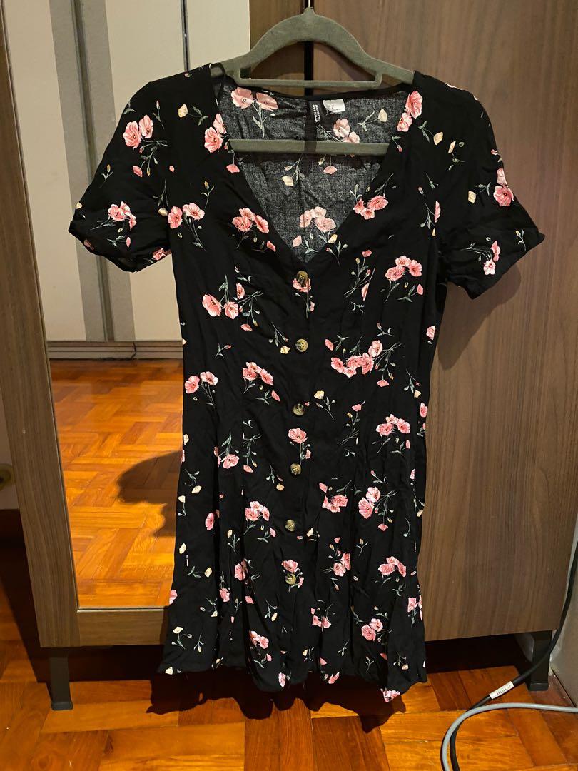 H M Black And Pink Floral Dress Women S Fashion Clothes Dresses Skirts On Carousell