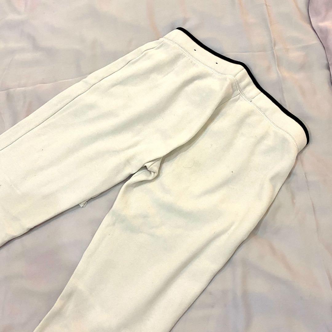 Hollister Sweatpants, Women's Fashion, Bottoms, Other Bottoms on Carousell
