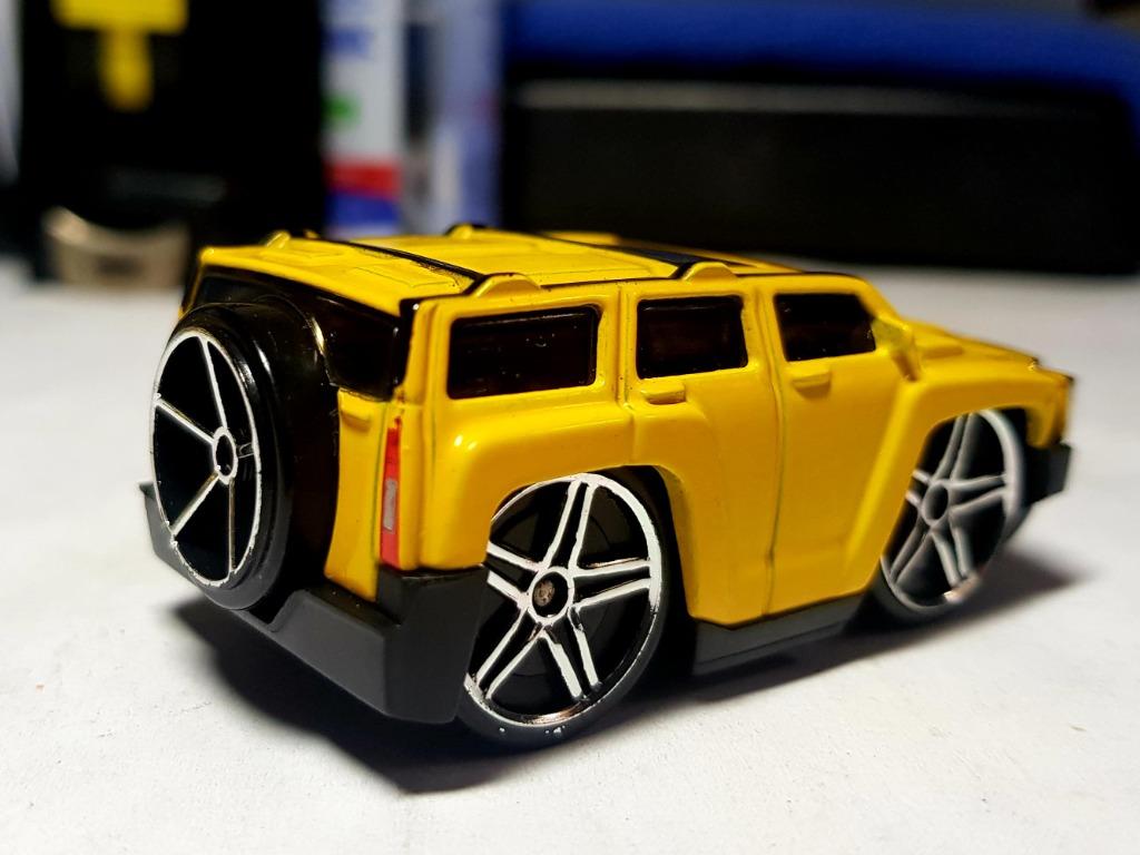 Hot wheels hummer
