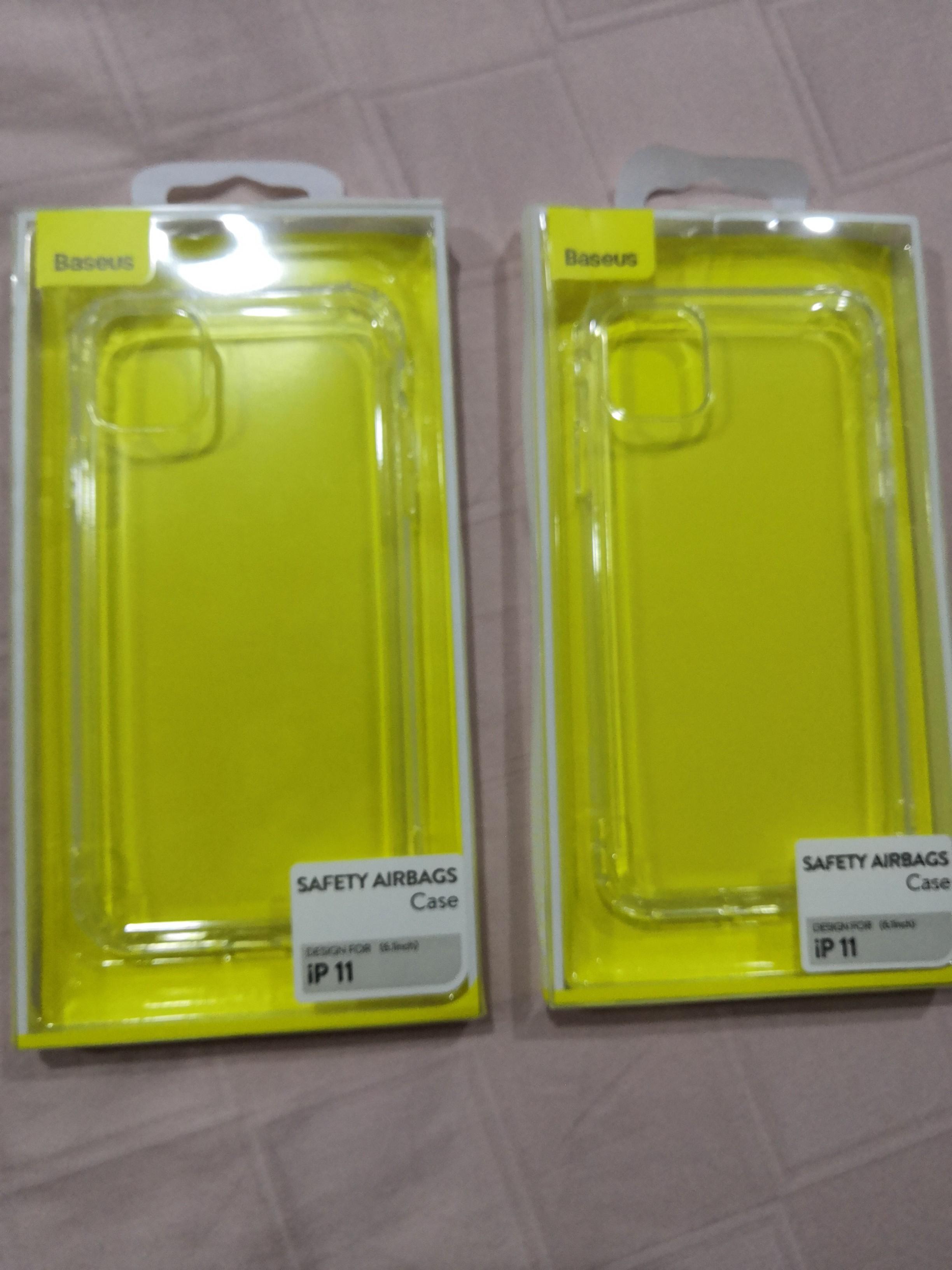 Iphone 11 casing (Category: Cases & Covers) located in Kuala Lumpur. Submitted by sakura_10 (Listing ID 1014293150, Image 1). Description: Original & Brand new iPhone 11 airbag safety case. Fully cover. Prefer COD.