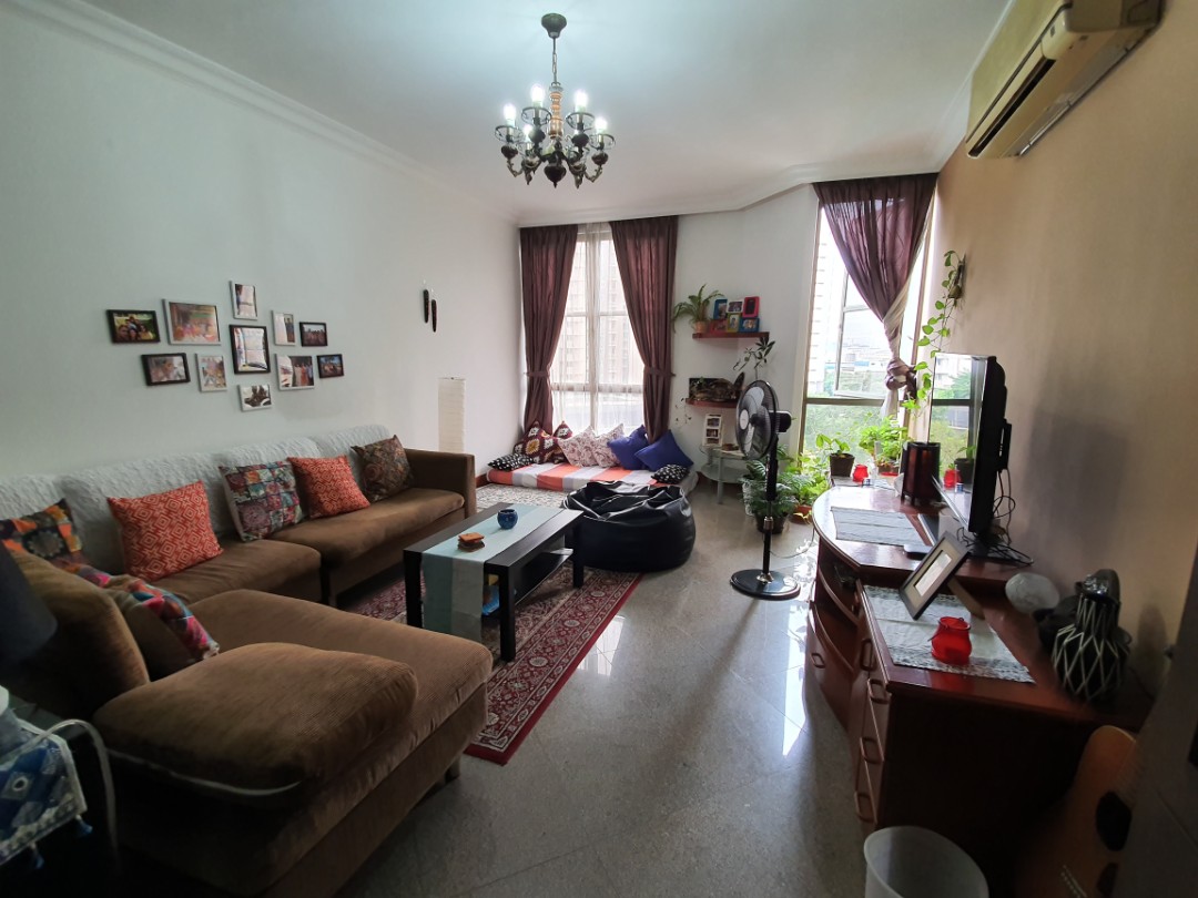 (Category: ) located in . Submitted by ruchikanayar (Listing ID 1014313420, Image 1). Description: .