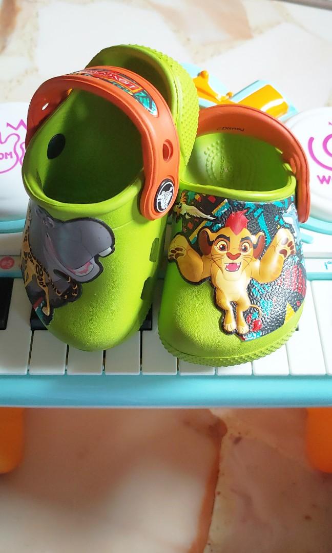 Lion king crocs Clearance