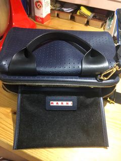 （分類：）位於 。 由 aisteru24 提交（商品編號 1014311118，圖片 1）。簡介： 。