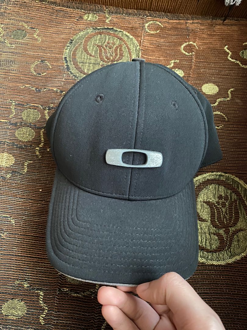 Men's Oakley Black Cap, Men's Fashion 