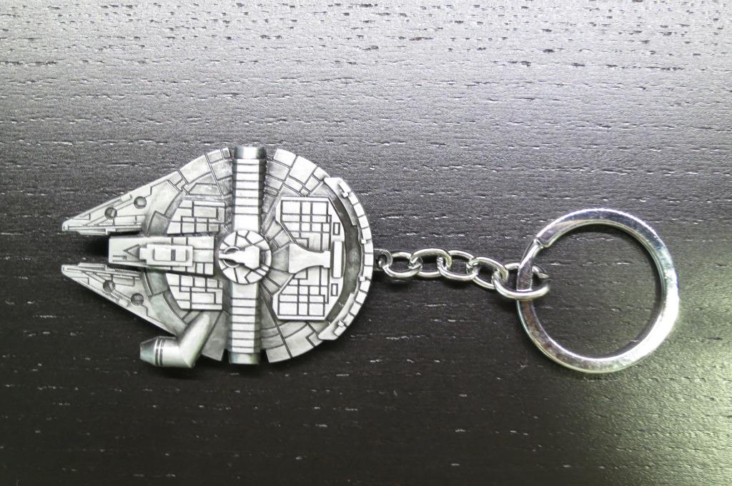 millennium falcon keychain