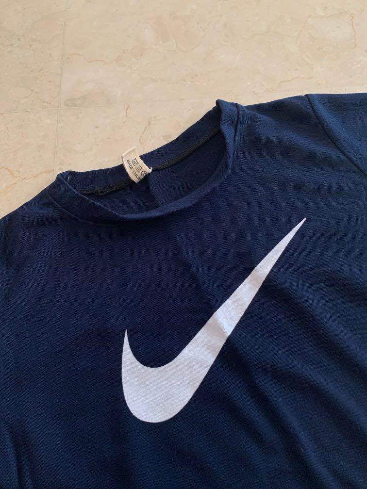 navy blue nike crop top