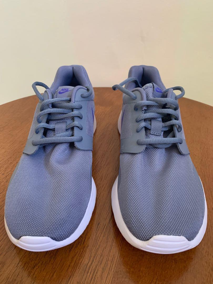 nike comfort footbed shoes