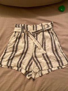 (Category: ) located in . Submitted by r.azux (Listing ID 1014257442, Image 1). Description: .