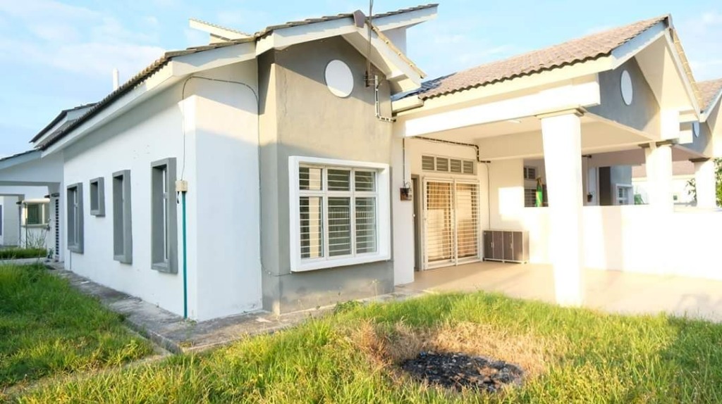 Rumah Semi D Setingkat Taman Jenderam Murni Dengkil Property For Sale On Carousell