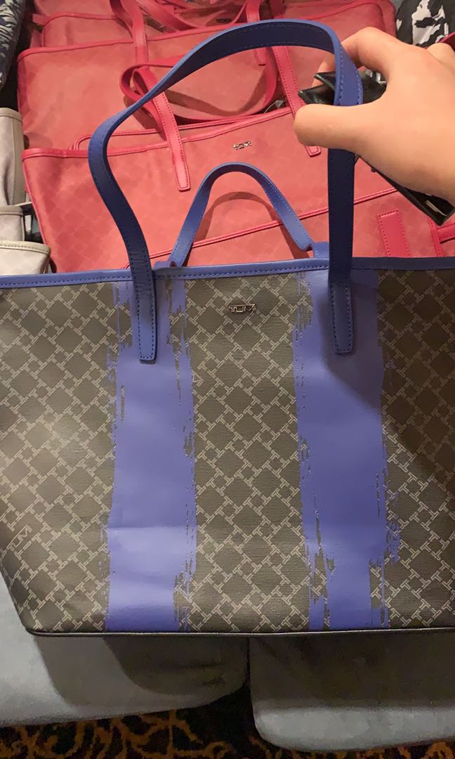 Tumi small everyday best sale tote