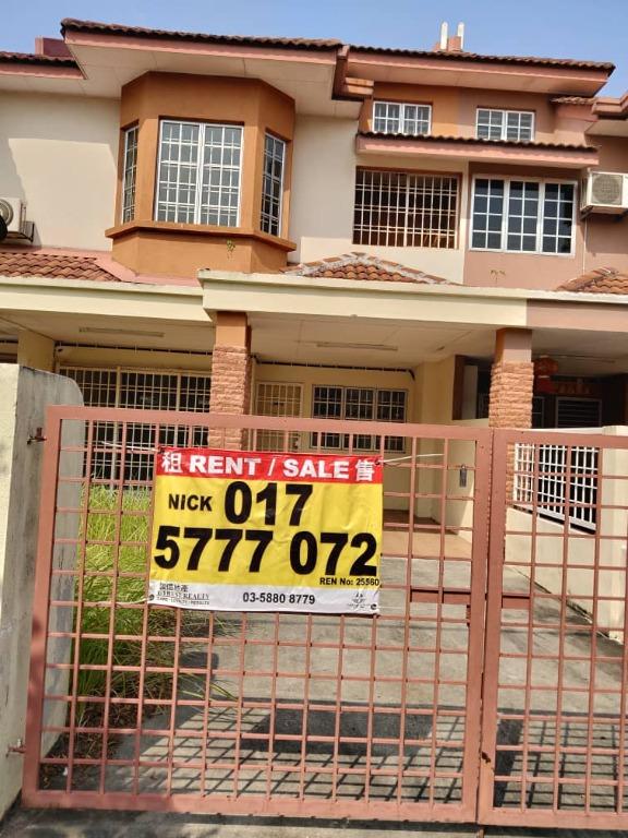 2 Story Bukit Puchong House For Rent Property Rentals On Carousell