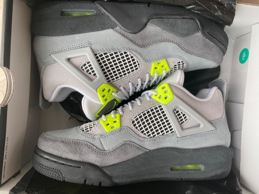 jordan retro 4 uk