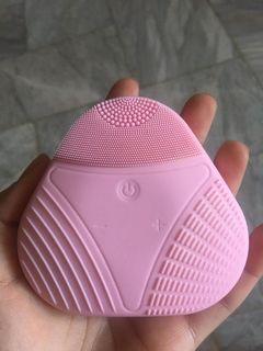 ALANI Sonic Skin Cleanser and Facial Massager