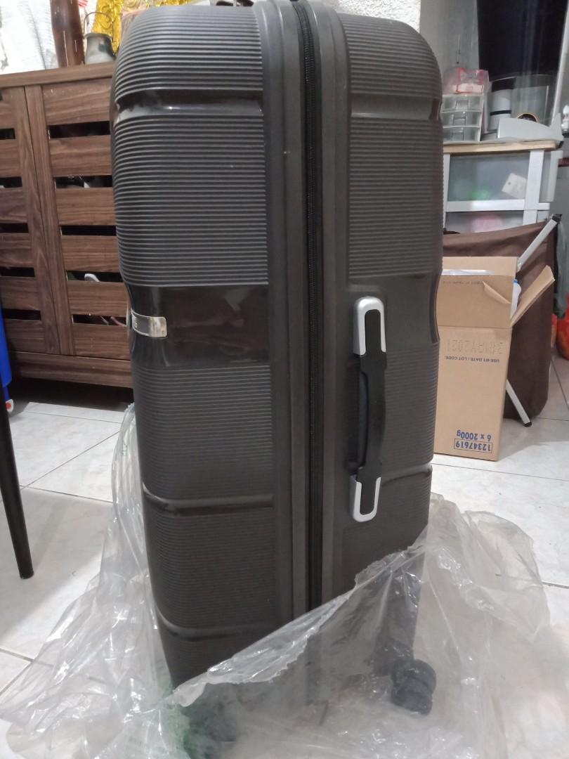 american tourister sister brand
