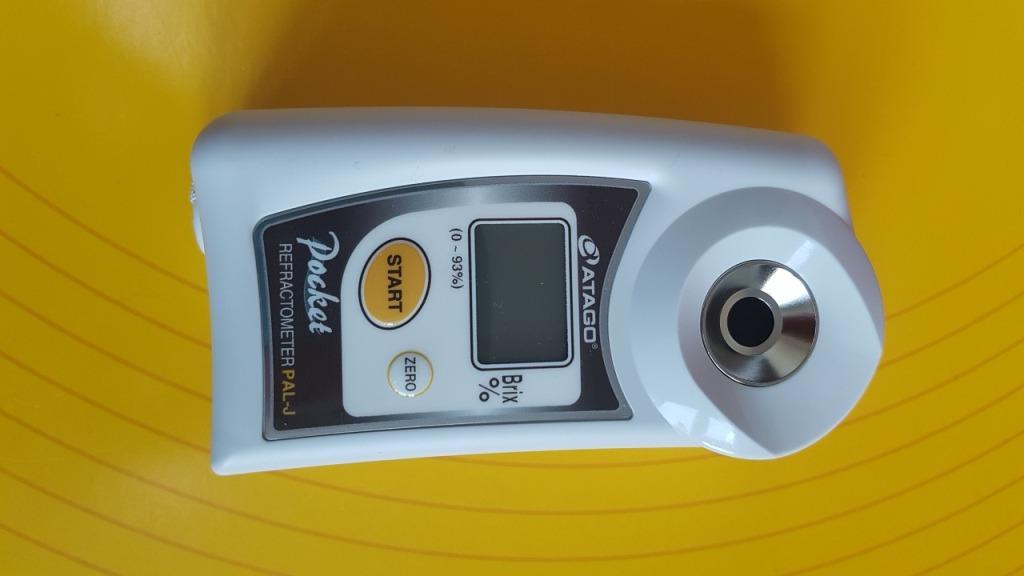 Refractometer, BRIX Refractometer, Pocket Refractometer, Atago, PAL3
