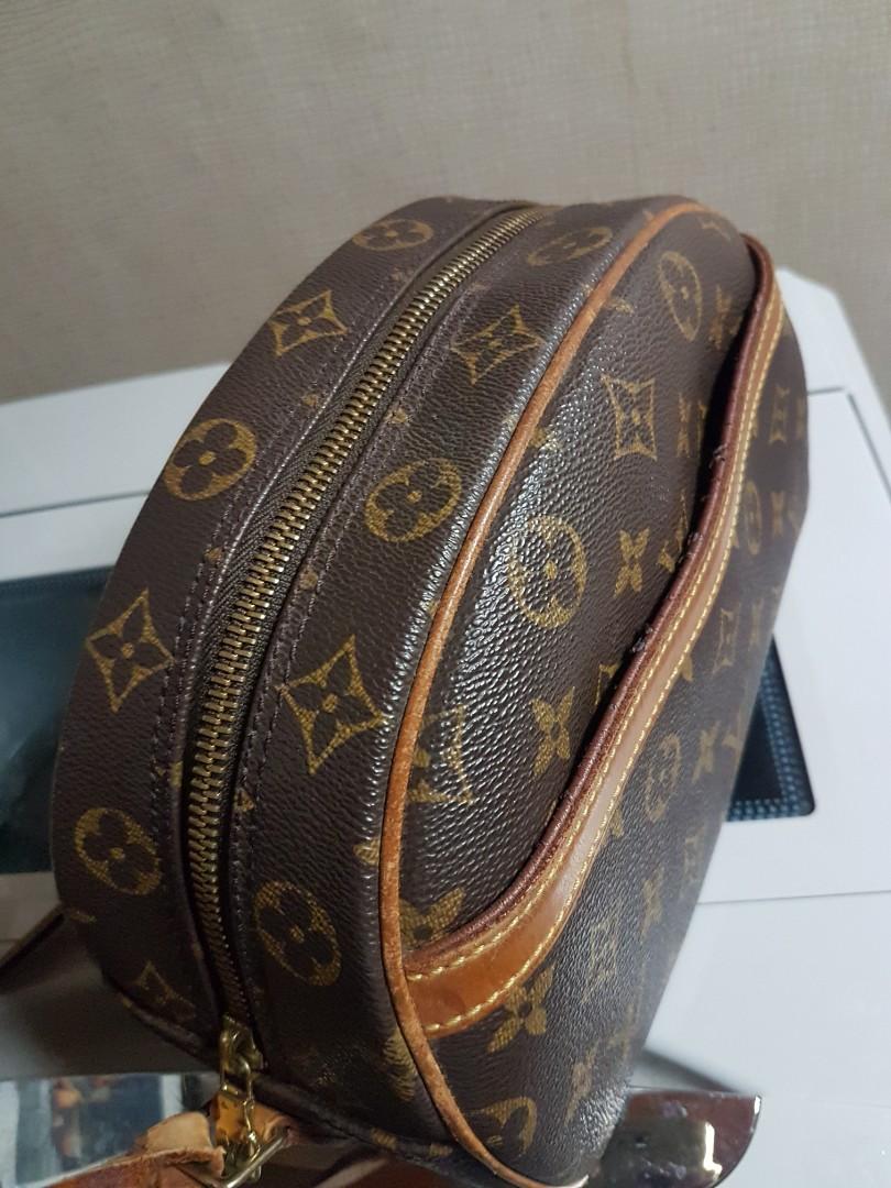 Sale 15,500! Authentic LV blois, Luxury, Bags & Wallets on Carousell