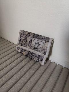 Bench/ carry ons wallet