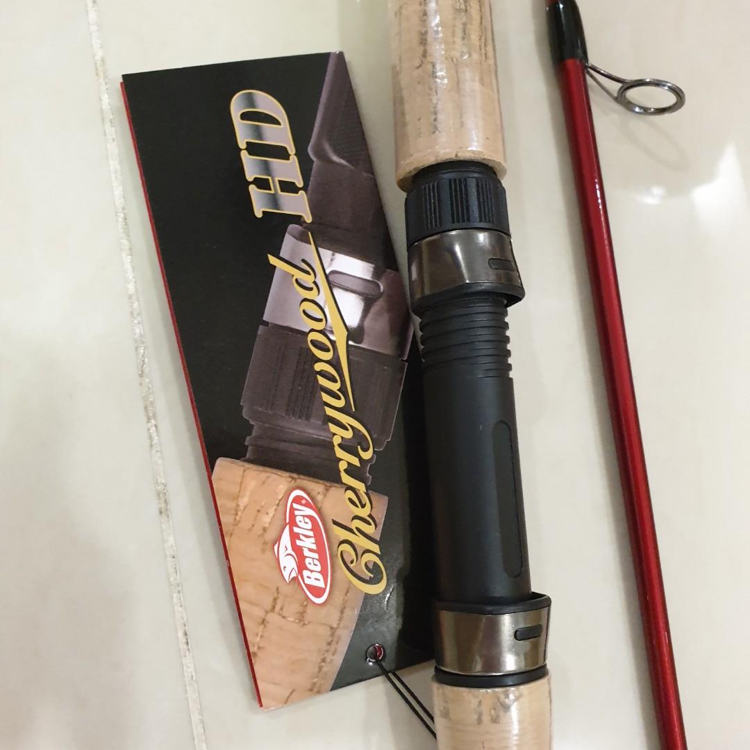 Berkley Cherrywood HD Spinning Fishing Rod, Sports Equipment