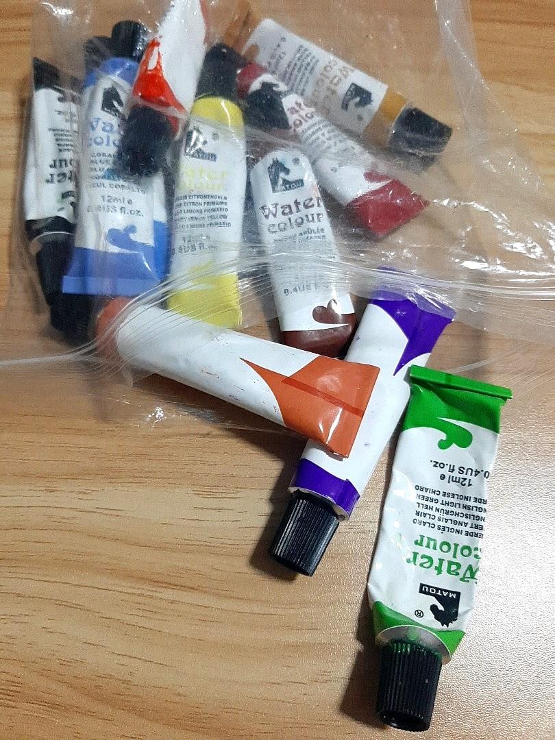 Blessing Free Water Colour Paint Set Pack Free Items On Carousell