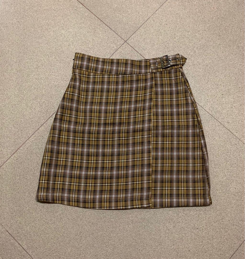 Plaid buckle skirt Clearance