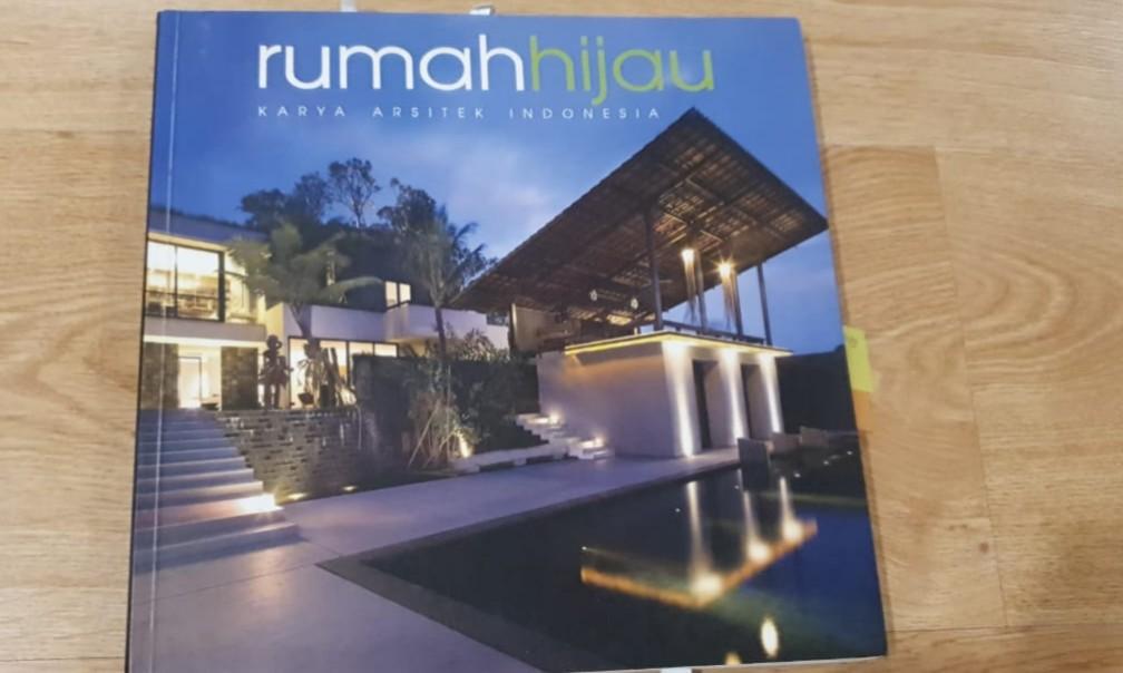 Buku Arsitek Interior Design Rumah Hijau Buku Alat Tulis Buku Di Carousell