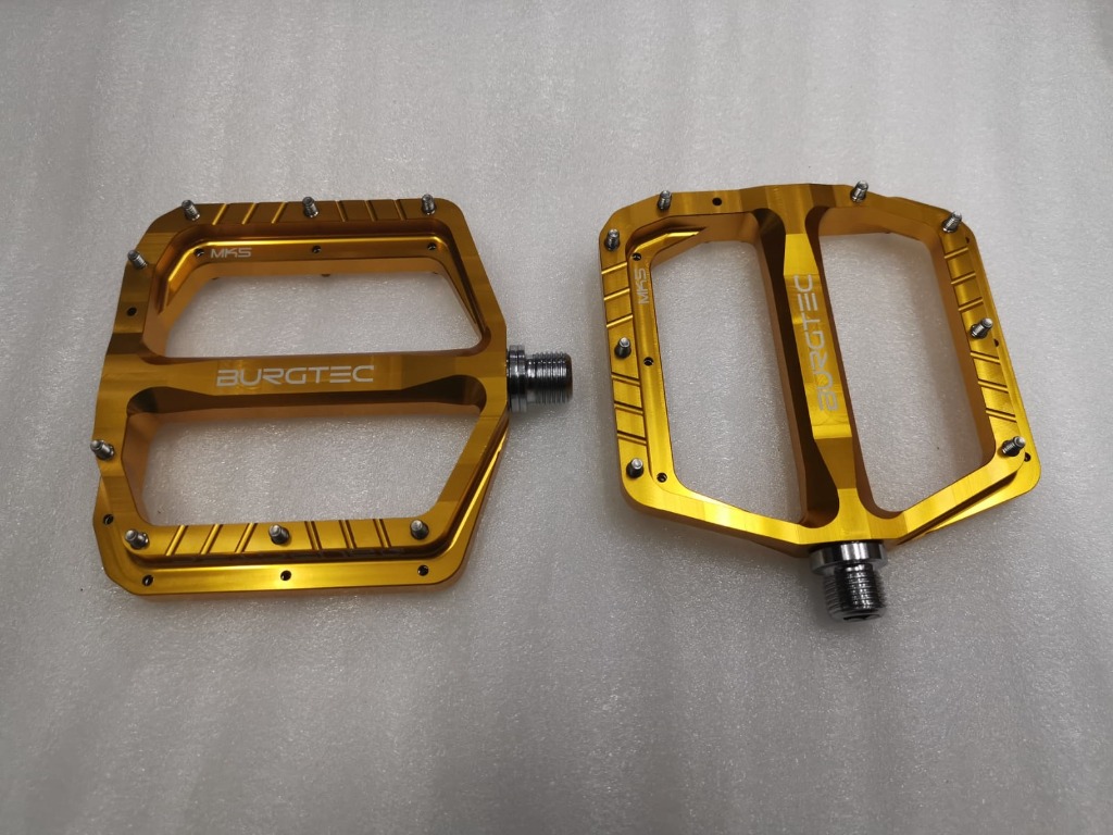 Mtb gold pedals shop